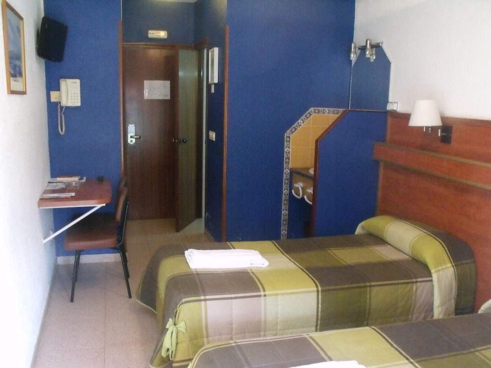 Hotel Ria De Bilbao Exterior photo